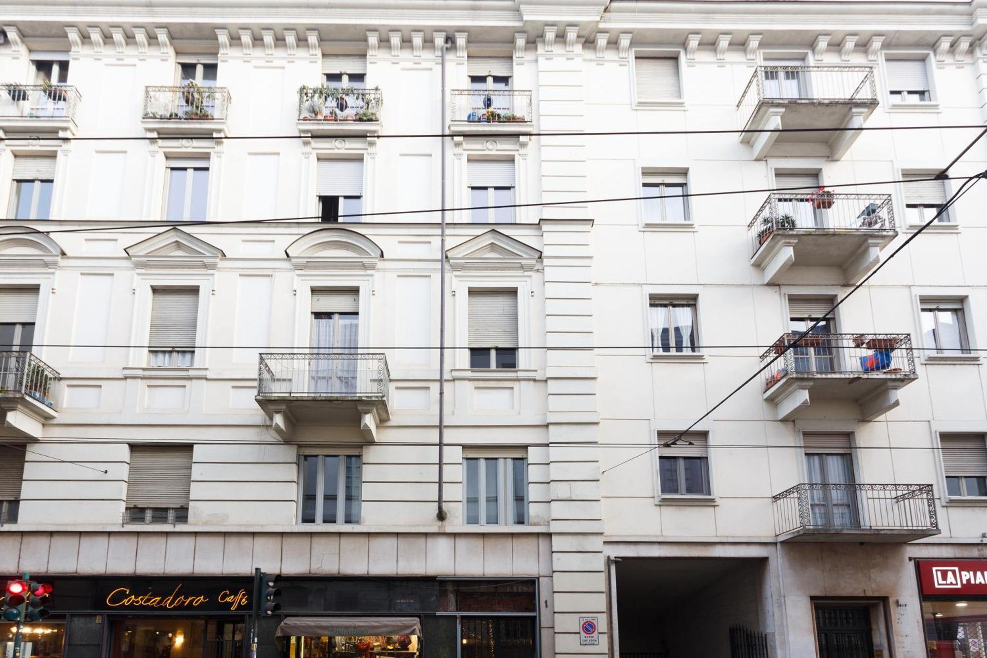 Renovated 3 Bedroom Apartment In The City Center Turin Ngoại thất bức ảnh