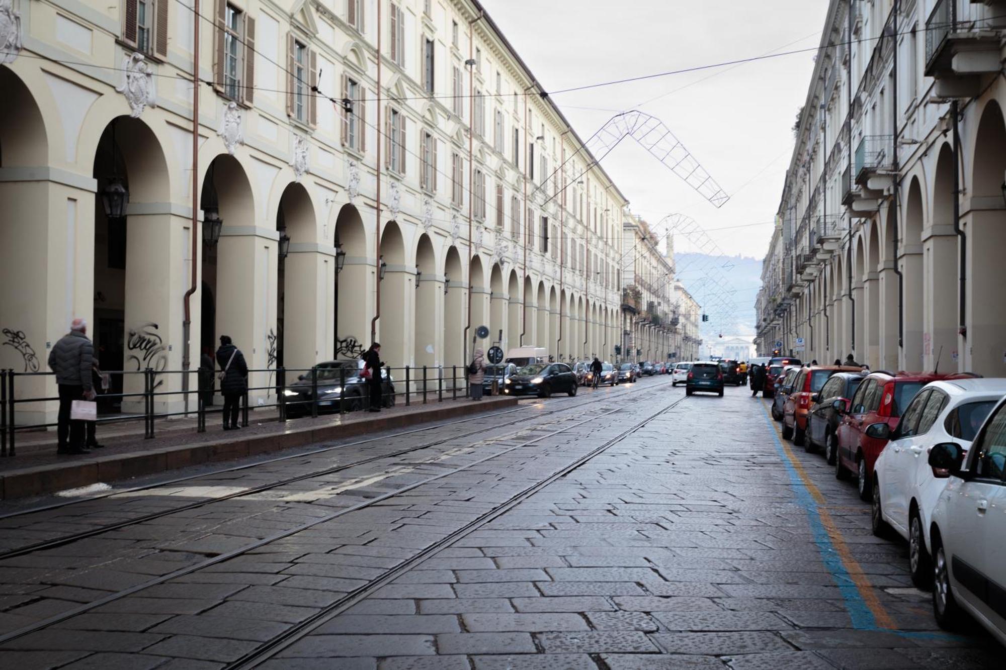 Renovated 3 Bedroom Apartment In The City Center Turin Ngoại thất bức ảnh